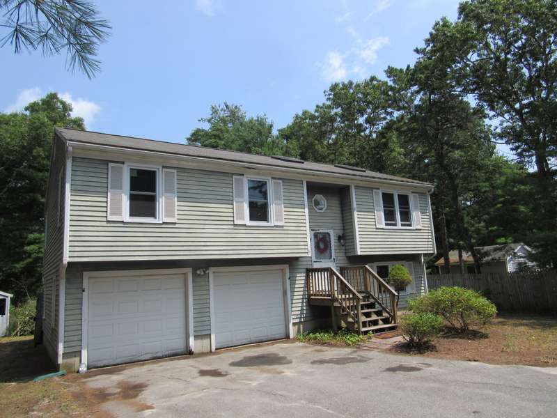 67 Algonquin Street, Buzzards Bay, MA 02532