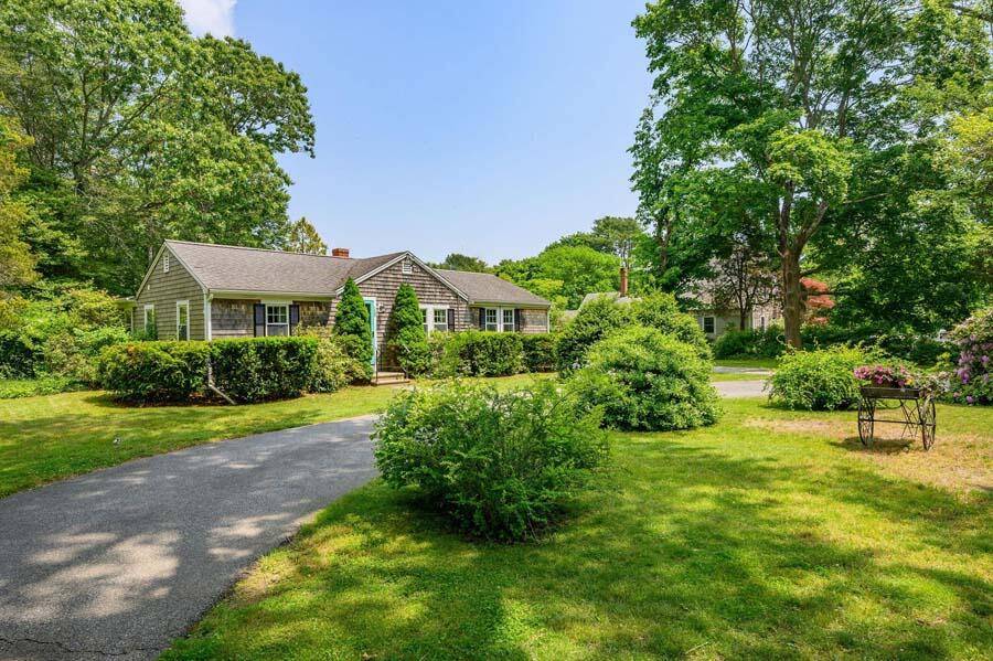 120 Main Street, Cotuit, MA 02635