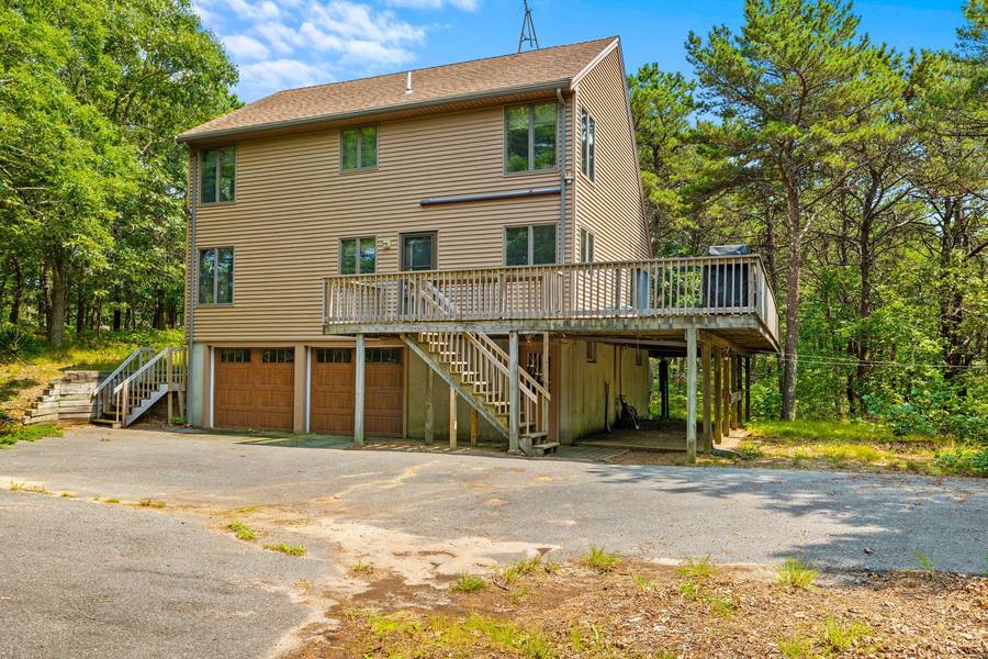 3 Hopkins Way, Truro, MA 02666