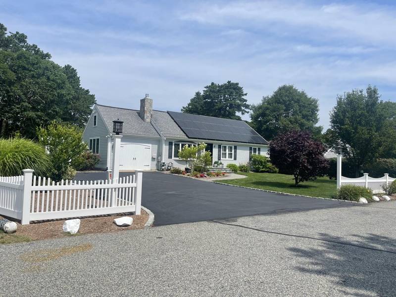 34 Lumberjack Trail, West Yarmouth, MA 02673