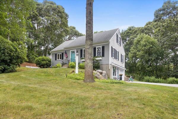 30 Clinton Drive, Yarmouth Port, MA 02675