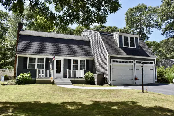 Cataumet, MA 02534,16 Whimbrel Drive