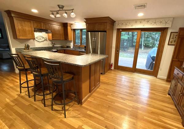 Cotuit, MA 02635,116 Cherry Tree Road