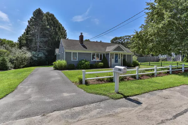 Centerville, MA 02632,173 Horseshoe Lane