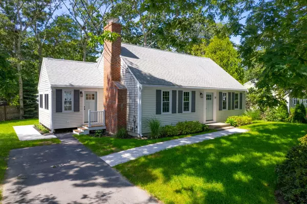 35 Graces Way, South Dennis, MA 02660