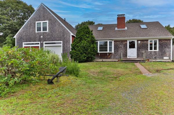 948 Queen Anne Road, Harwich, MA 02645