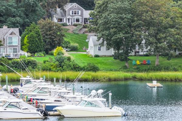 Orleans, MA 02653,32 High Tide Lane