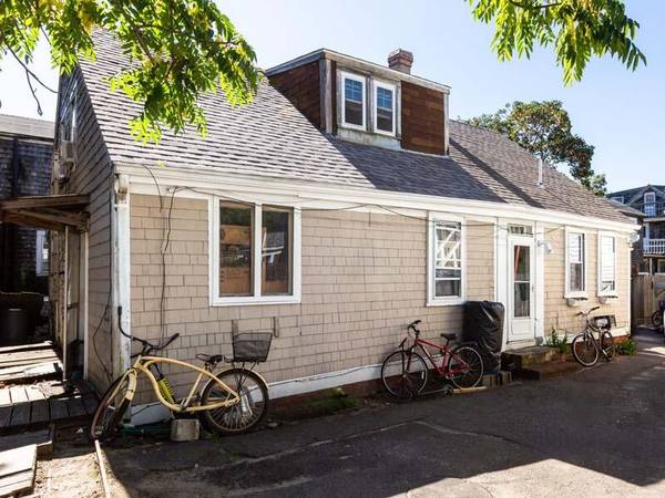 10 Freeman Street, Provincetown, MA 02657