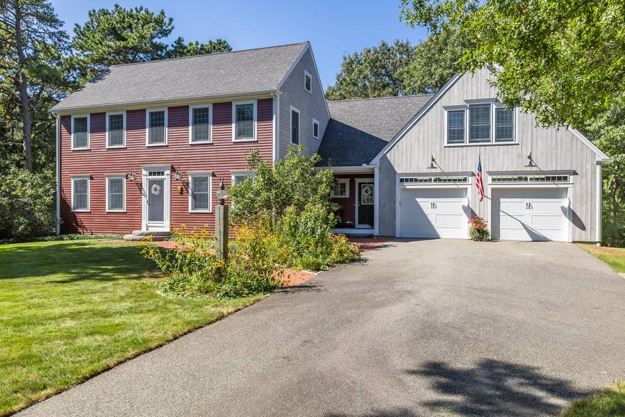 3 Thornberry Lane, Forestdale, MA 02644