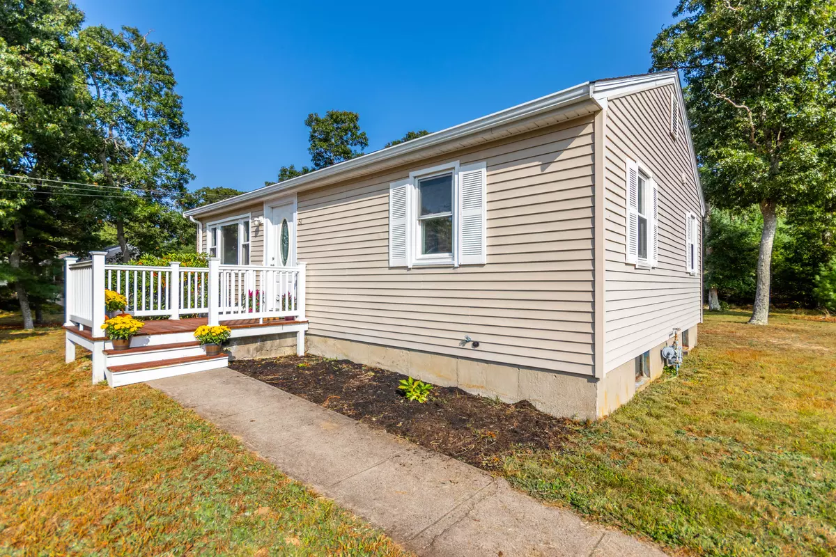 East Wareham, MA 02538,51 Standish Avenue