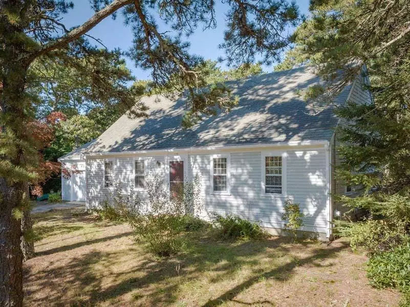 175 Country Lane, Eastham, MA 02642