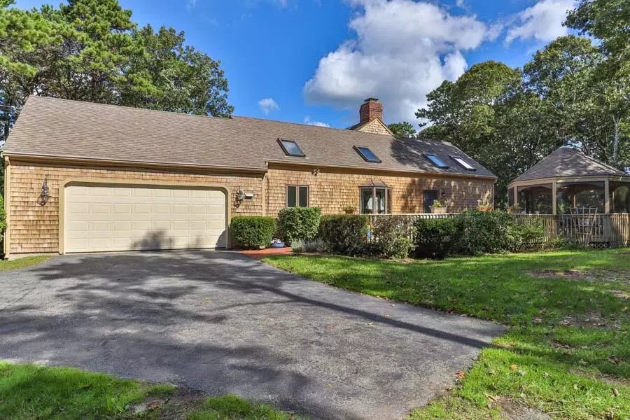 North Chatham, MA 02650,88 Fox Hill Road