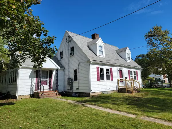 Centerville, MA 02632,942 West Main #1-13