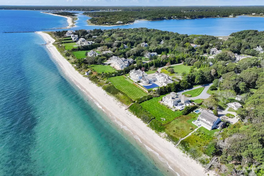 807 Sea View Avenue, Osterville, MA 02655