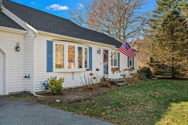 Centerville, MA 02632,98 Warwick Way