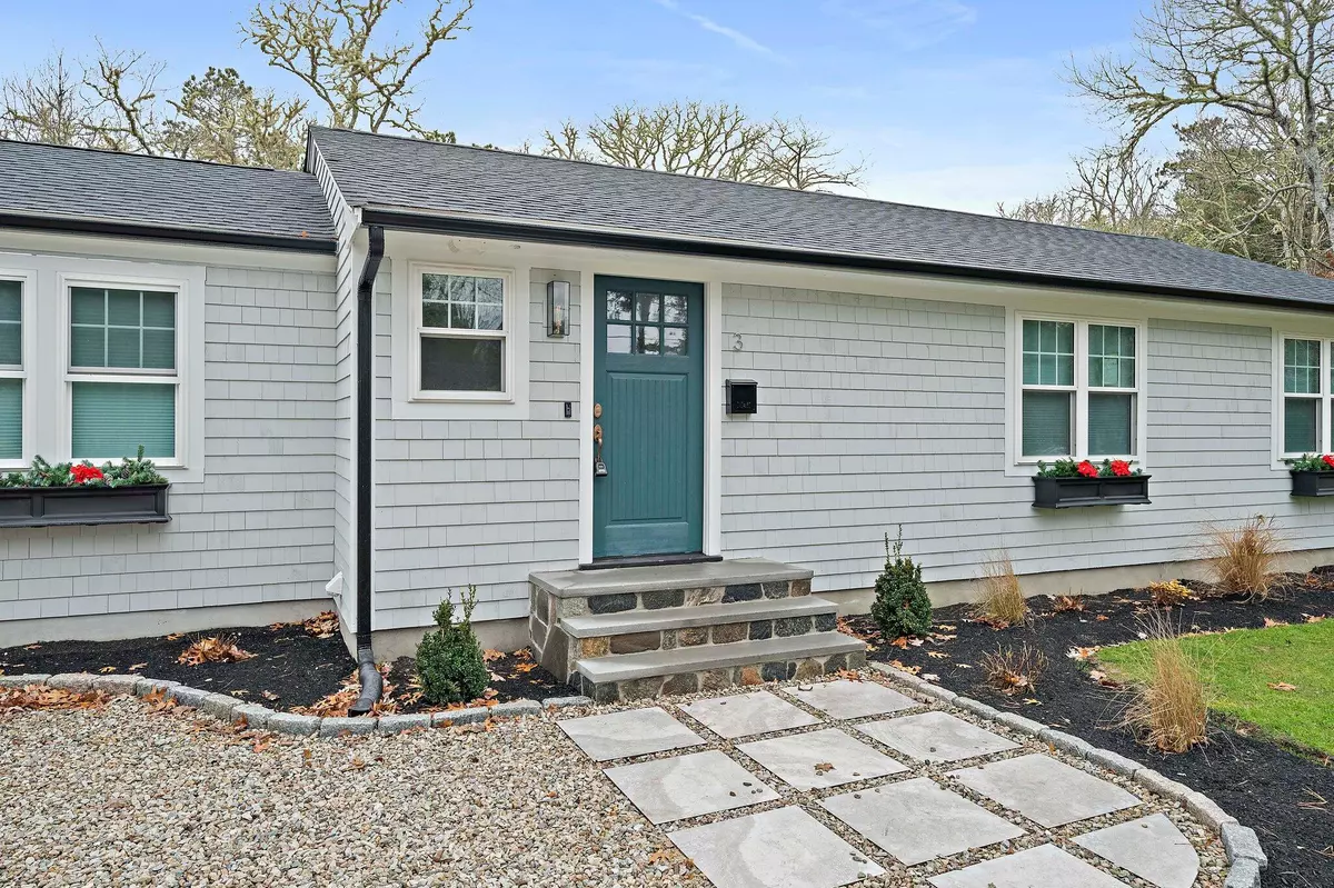 Harwich, MA 02645,3 Marlin Road