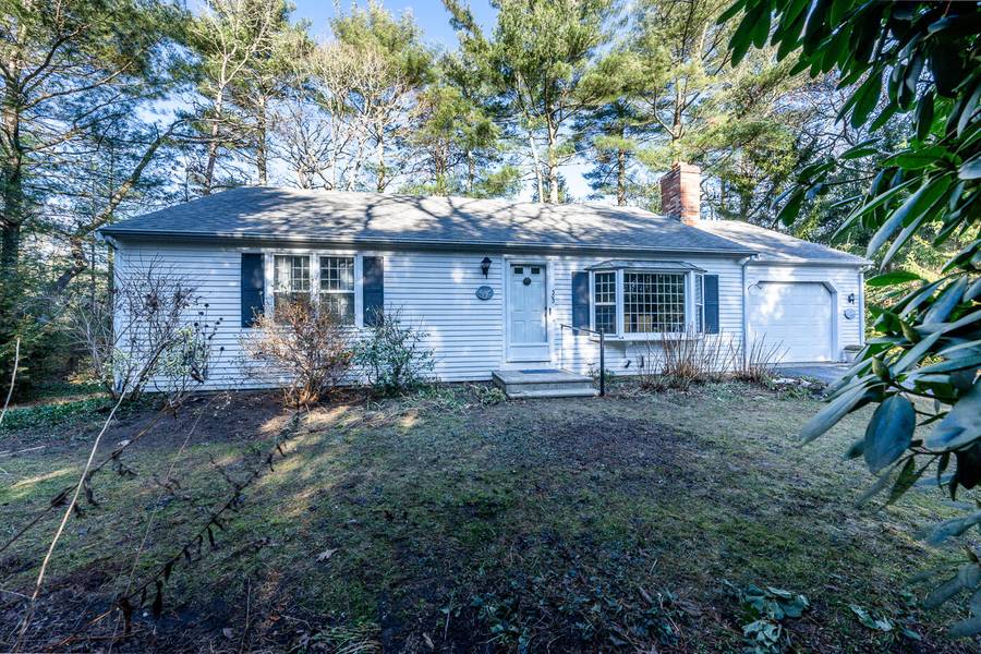 303 White Oak Trail, Centerville, MA 02632