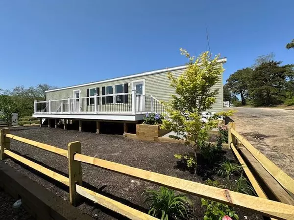 210 West Road #M14,  Wellfleet,  MA 02667