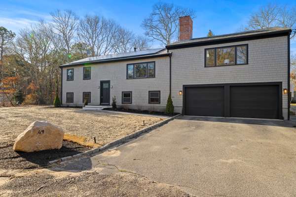 Cotuit, MA 02635,49 Windmill Lane