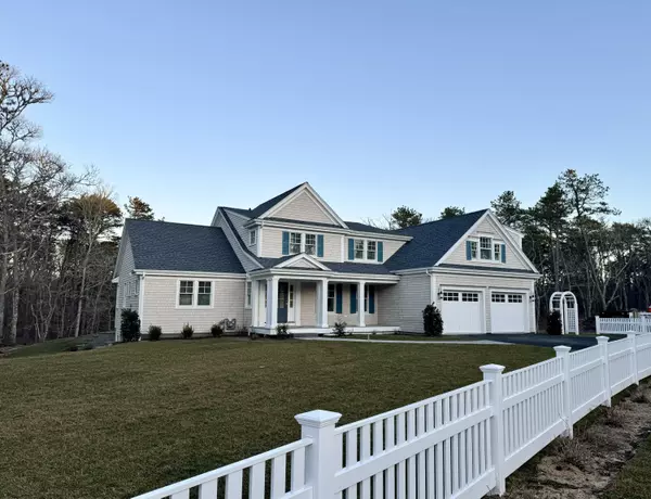 8 Turtle Run, Harwich, MA 02645