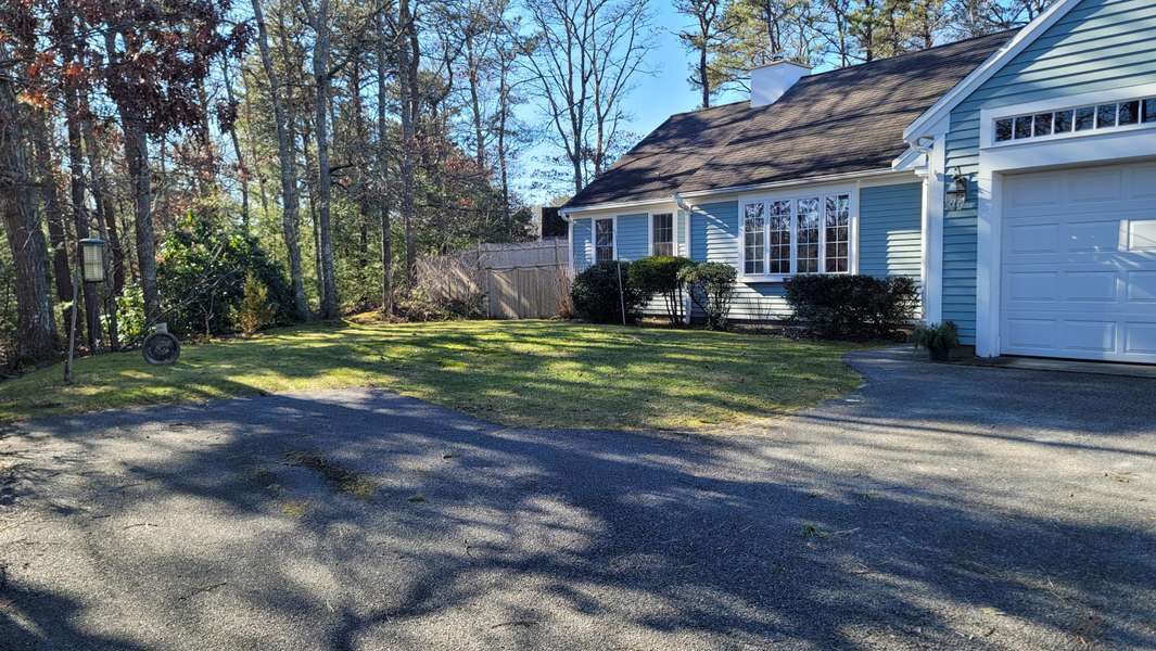 3 Crosshill Road, Forestdale, MA 02644