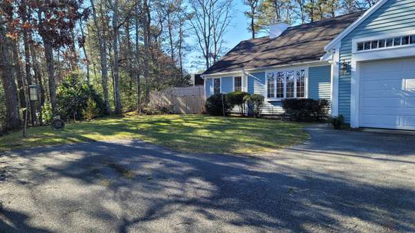 Forestdale, MA 02644,3 Crosshill Road