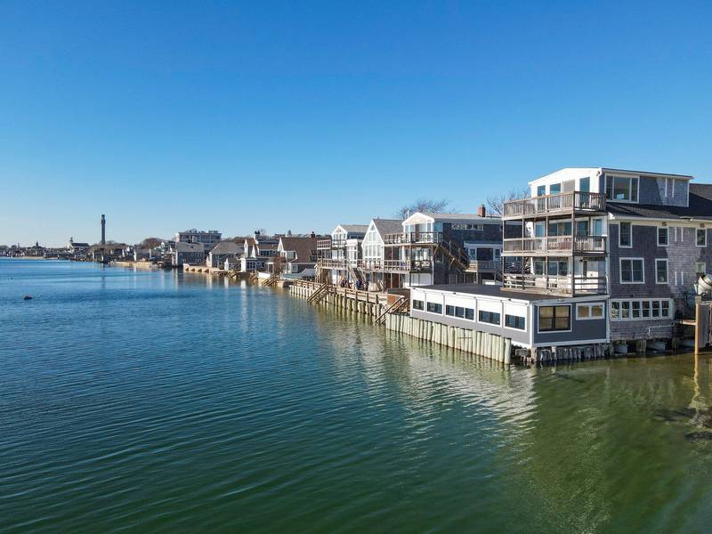 539 Commercial Street #Unit 1, Provincetown, MA 02657