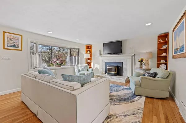 North Falmouth, MA 02556,435 Quaker Road