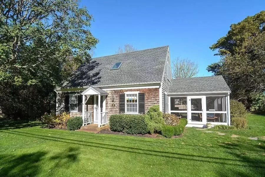 North Chatham, MA 02650,486 Crowell Road