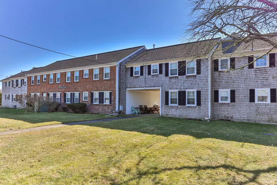 221 Upper County Road #106, Dennis Port, MA 02639