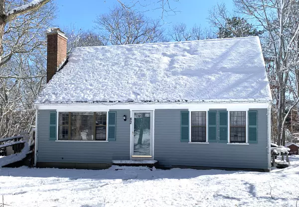 82 Cinderella Terrace, Marstons Mills, MA 02648