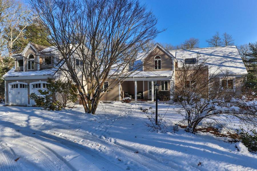 244 Santuit Road, Cotuit, MA 02635