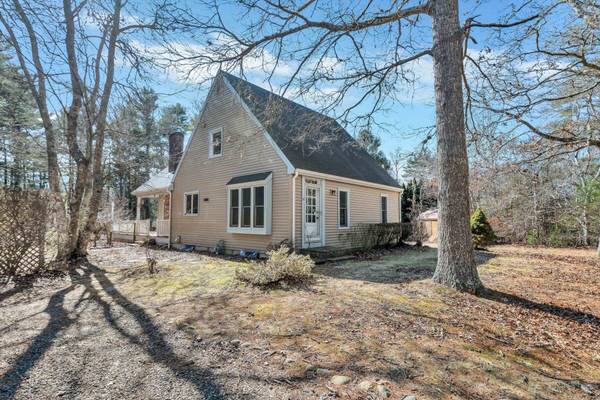 Forestdale, MA 02644,18 Artisan Way