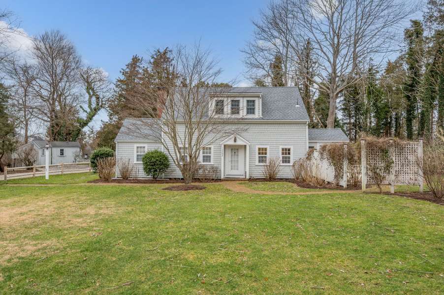 1782 Main Street, East Dennis, MA 02641