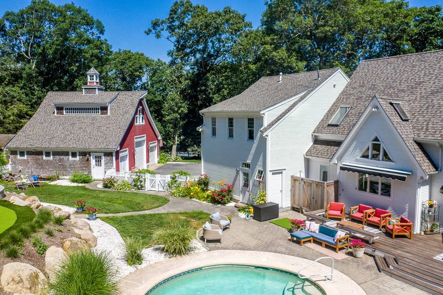 11 Old Farm Lane, East Sandwich, MA 02537