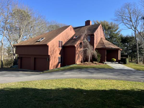 Centerville, MA 02632,496 Elliott Road