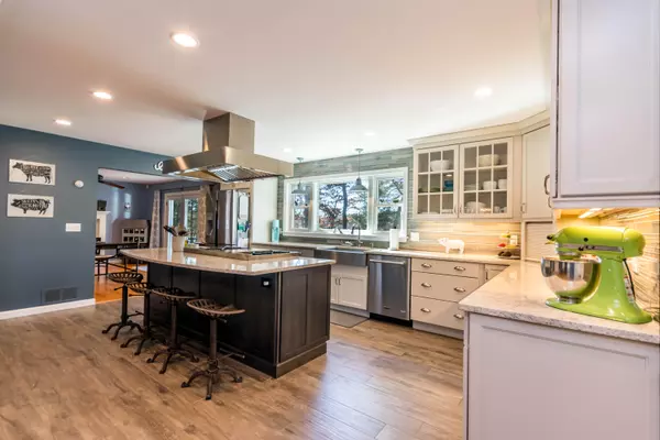 West Wareham, MA 02576,2 Blackmore Pond Way