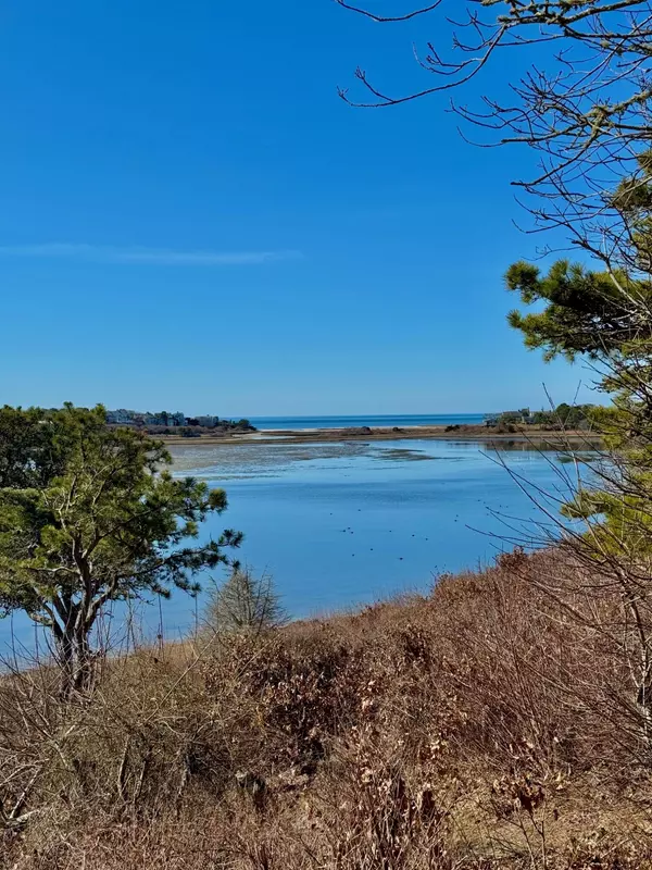 Chatham, MA 02633,65 Geranium Drive