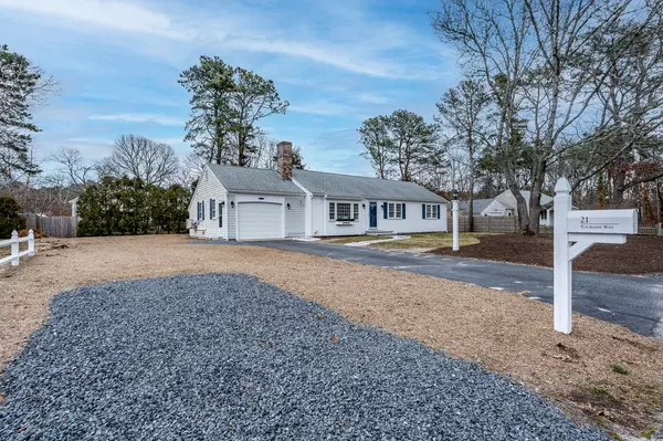 South Yarmouth, MA 02664,21 Touraine Way