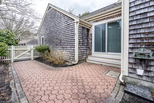 Yarmouth Port, MA 02675,47 West Woods Village #D