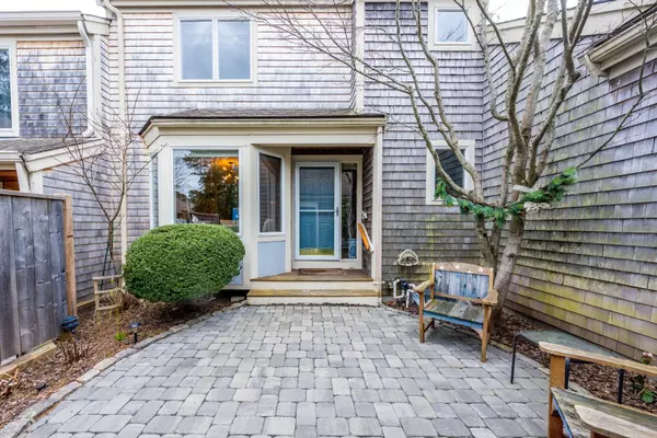 42 Kates Path Village #B, Yarmouth Port, MA 02675