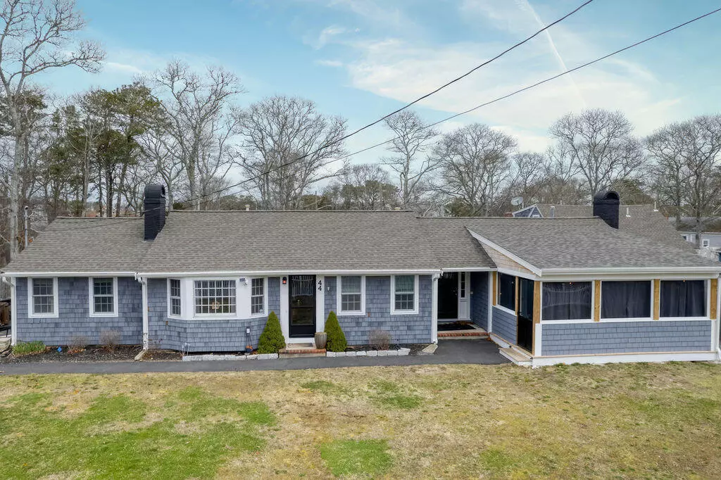 South Yarmouth, MA 02664,44 Howes Rd