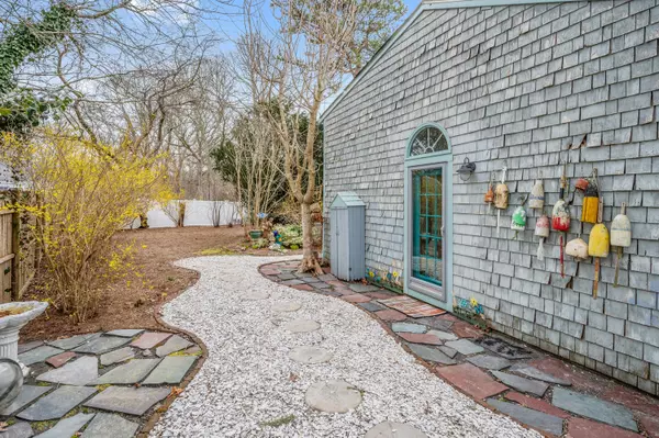 South Yarmouth, MA 02664,33 Shallow Brook Road