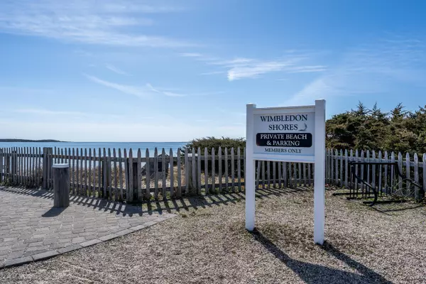 West Yarmouth, MA 02673,10 Bay Road