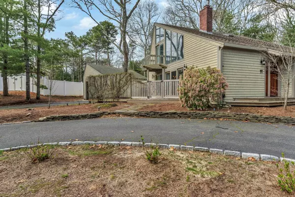 97 Fells Pond Road,  Mashpee,  MA 02649