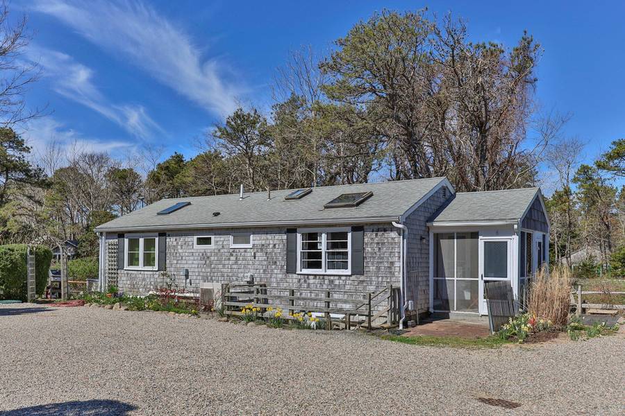 82 Shore Road #6, Truro, MA 02666