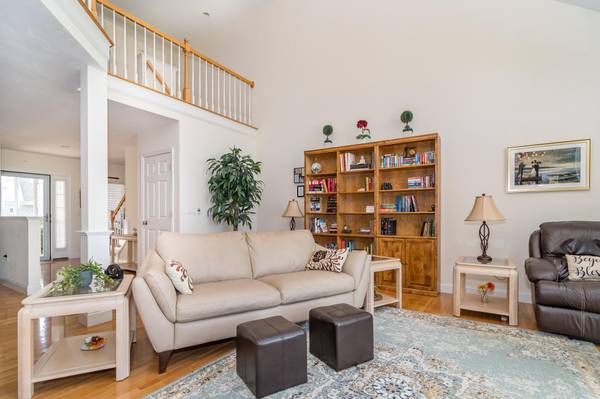 Bourne, MA 02532,4 Amberwood Court