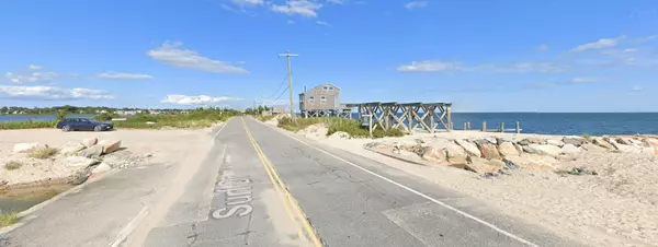 Falmouth, MA 02540,410 Surf Drive