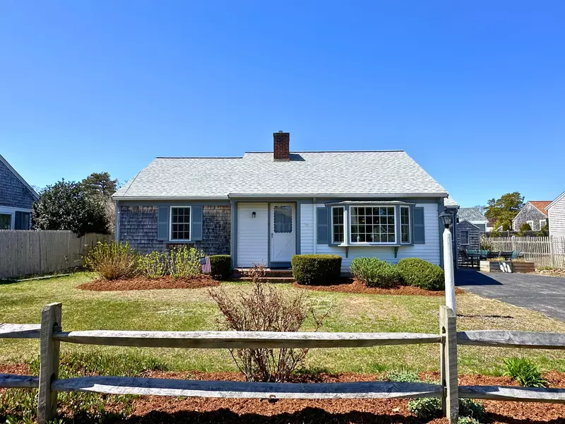 11 Standish Way, Dennis Port, MA 02639