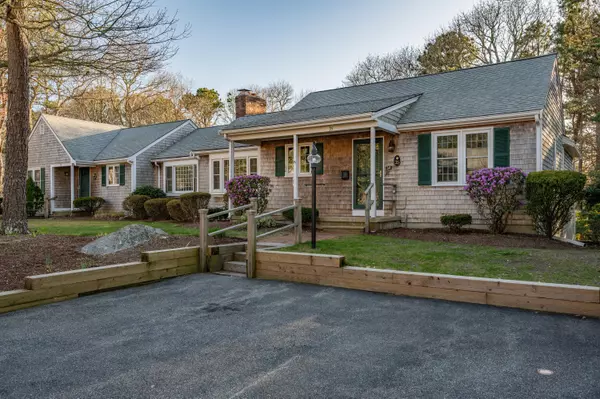 35 Debs Hill Road #39B, Yarmouth Port, MA 02675